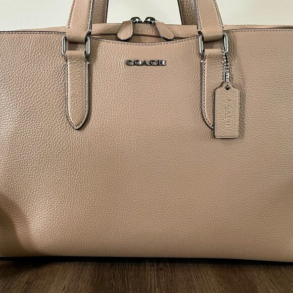 Genuine Coach Graham briefcase - in 'as new' condition - Picture 2 of 5